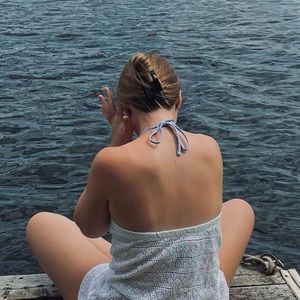 Meet your Posher, Teira